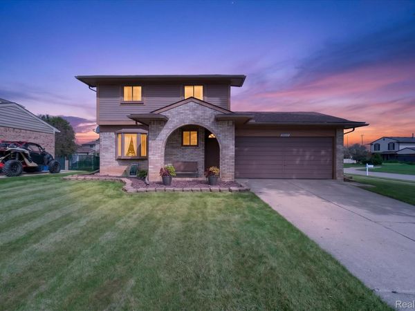 20110 Red Cedar Drive , Brownstown Township, Mi 48183