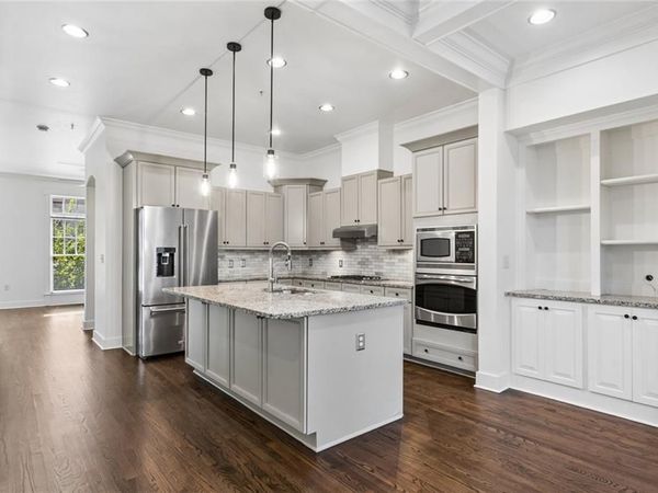 1014 River Vista Drive , Atlanta, GA 30339