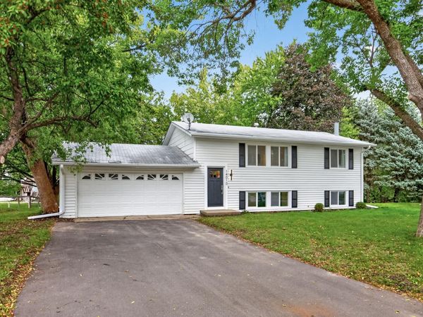 14010 38th Avenue N, Plymouth, MN 55447