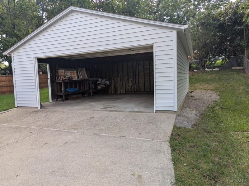 11481 Gravenhurst Drive, Colerain Township, OH 45231 Photo 29