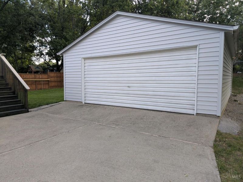 11481 Gravenhurst Drive, Colerain Township, OH 45231 Photo 6