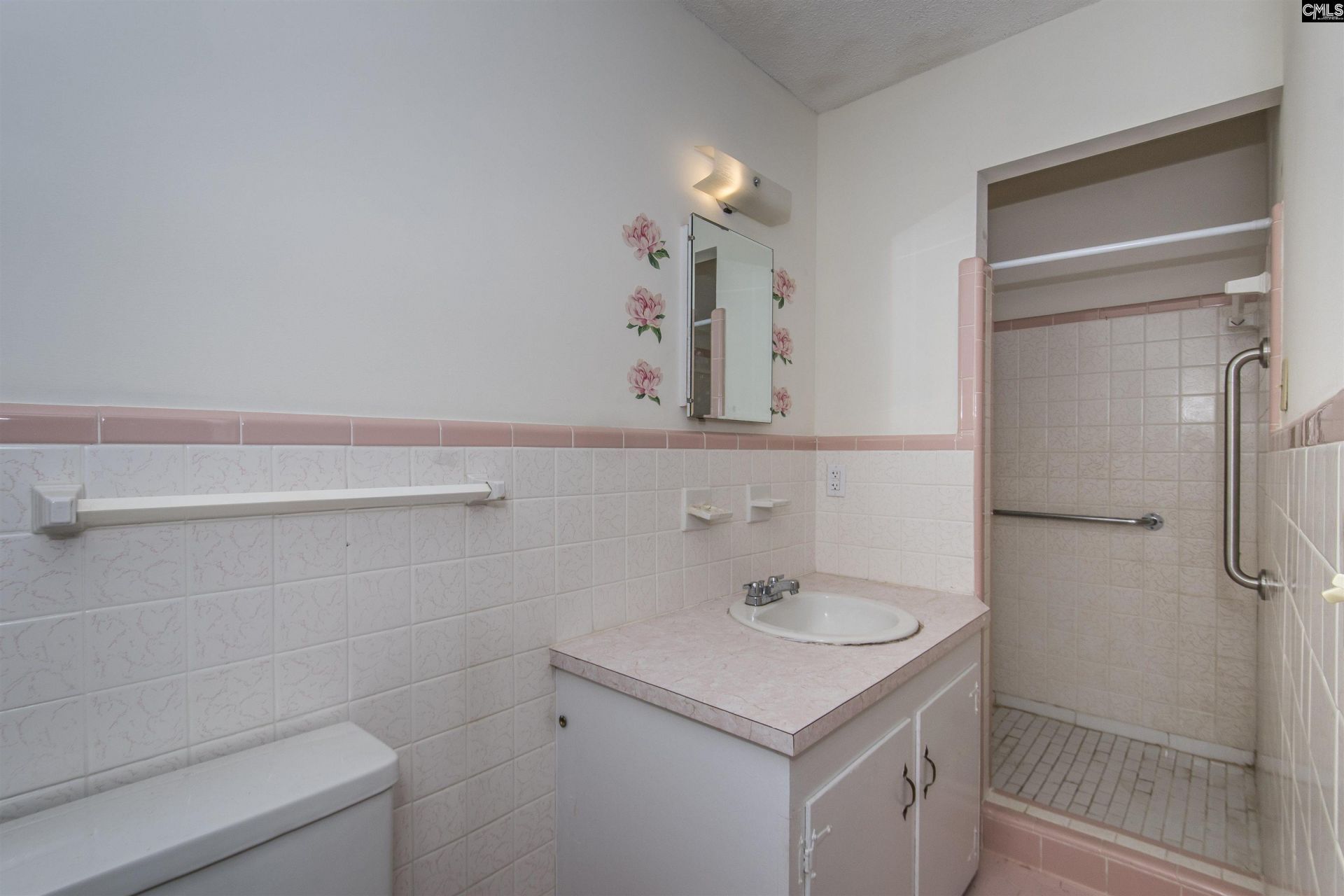 505 Grenadier Drive Photo 19