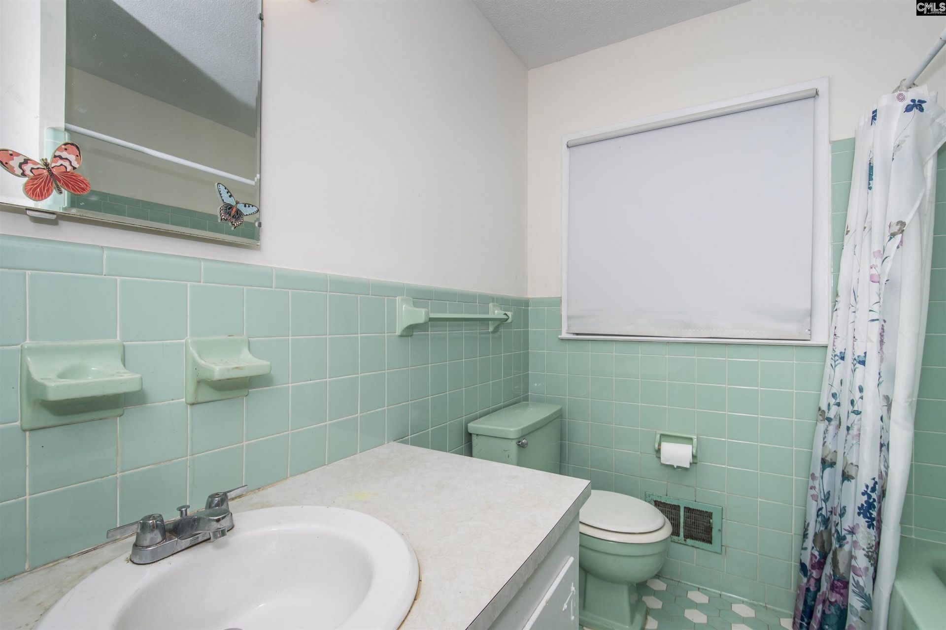 505 Grenadier Drive Photo 22