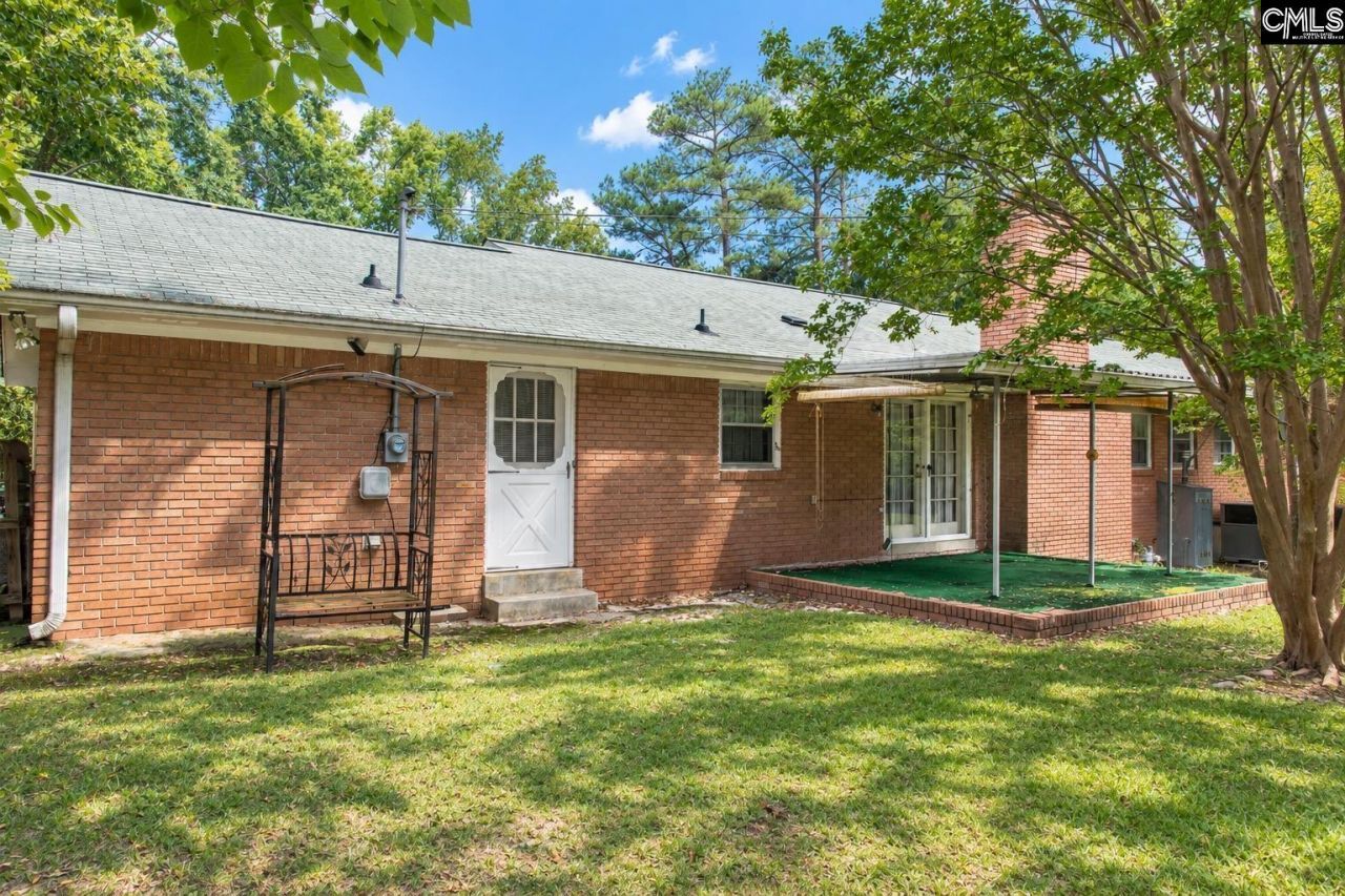 505 Grenadier Drive Photo 23