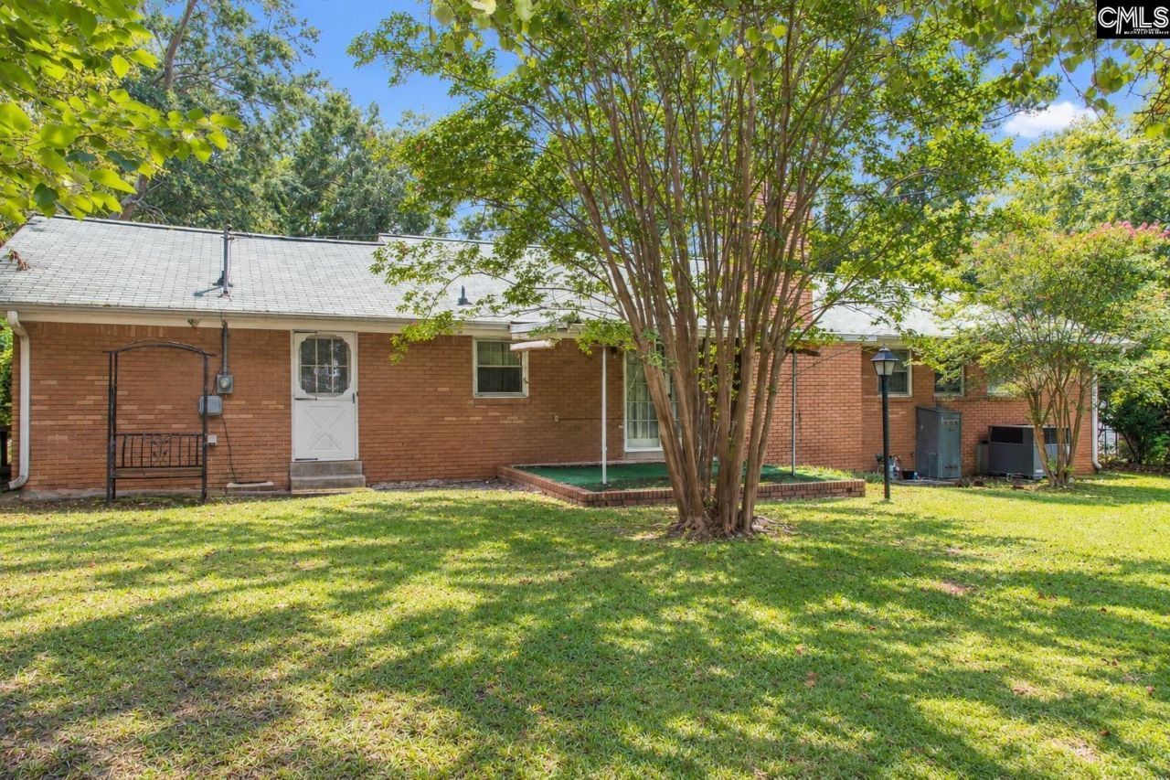 505 Grenadier Drive Photo 24