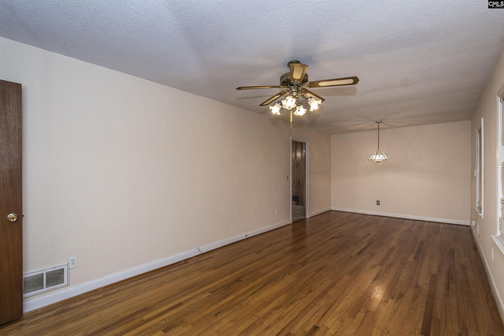 505 Grenadier Drive Photo 7