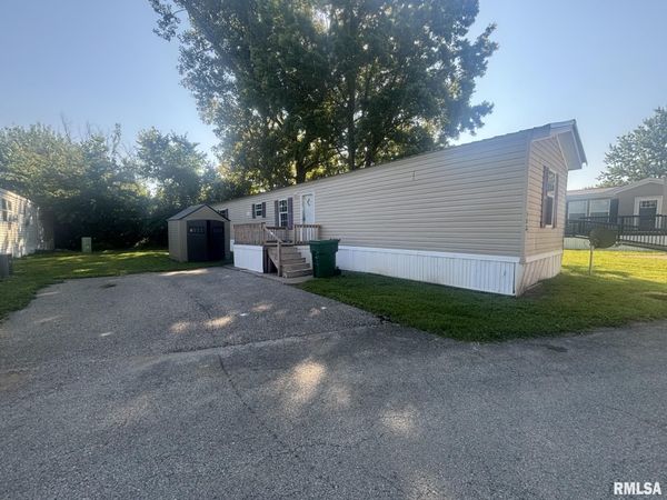1236 N OAKLANE Road, Unit 153, Springfield, IL 62707