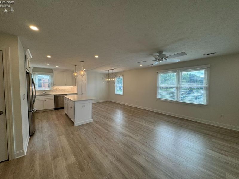 2188 N Carriage Lane, Unit 7, Port Clinton, OH 43452 Photo 2