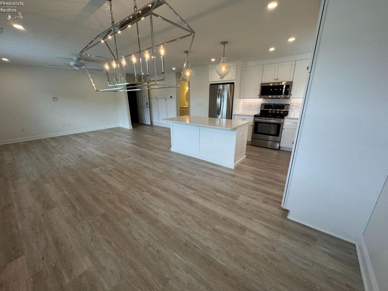2188 N Carriage Lane, Unit 7, Port Clinton, OH 43452 Photo 5