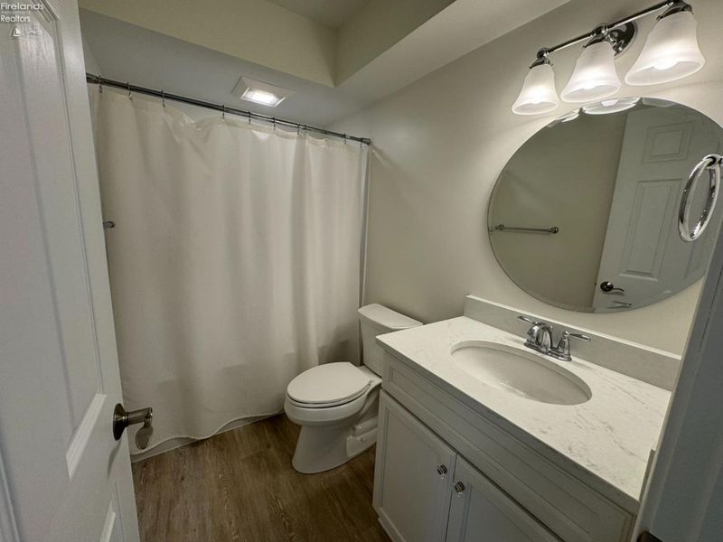 2188 N Carriage Lane, Unit 7, Port Clinton, OH 43452 Photo 9
