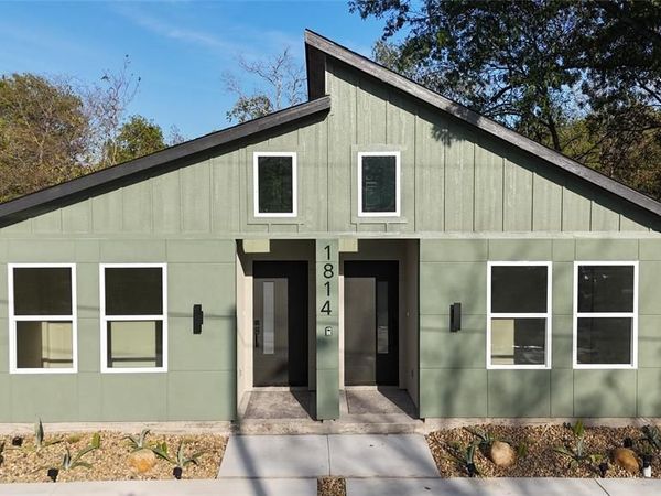 1814 Division Street , Commerce, TX 75428
