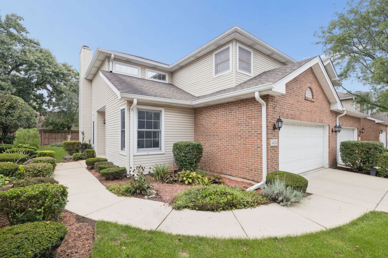 14552 Club Circle Drive, Oak Forest, IL 60452 Main Photo