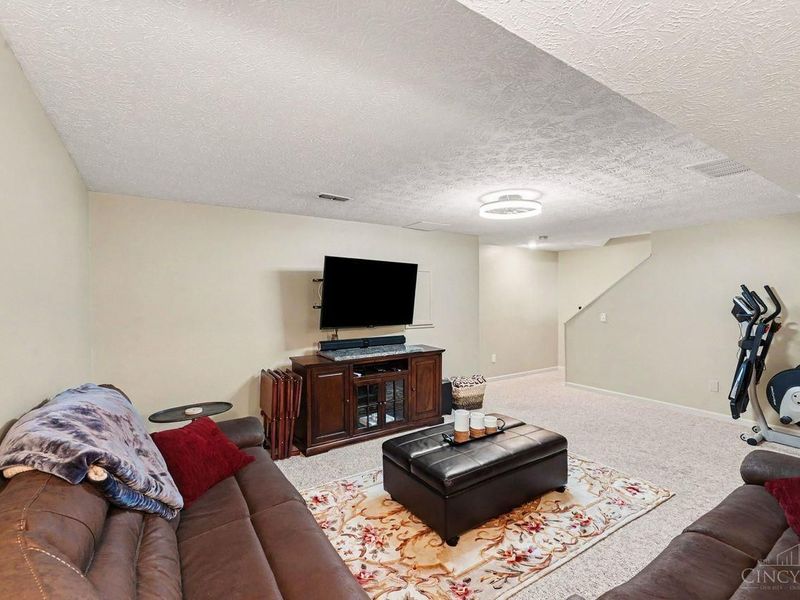 6357 Maple Grove, Hamilton Township, OH 45152 Photo 13