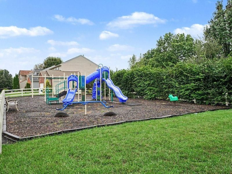 6357 Maple Grove, Hamilton Township, OH 45152 Photo 23