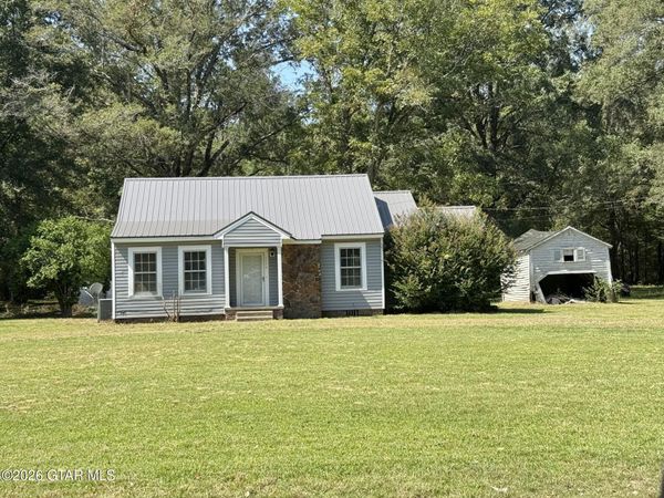 1179 MS Hwy 145, Shuqualak, MS 39361