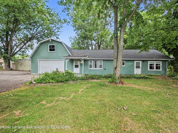 1220 N Edgar Road, Mason, MI 48854