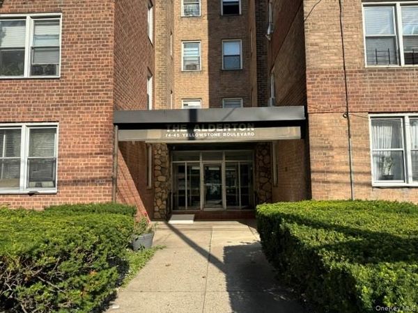 74-45 Yellowstone Boulevard , Unit 5E, Rego Park, NY 11374