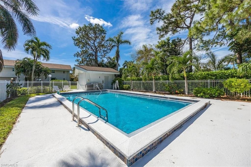 4126 Belair Ln, Unit B6, Naples, FL 34103 Photo