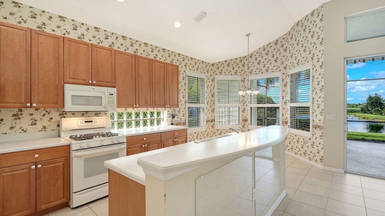 6734 Pebble Beach Way , Lakewood Ranch, FL 34202 Photo