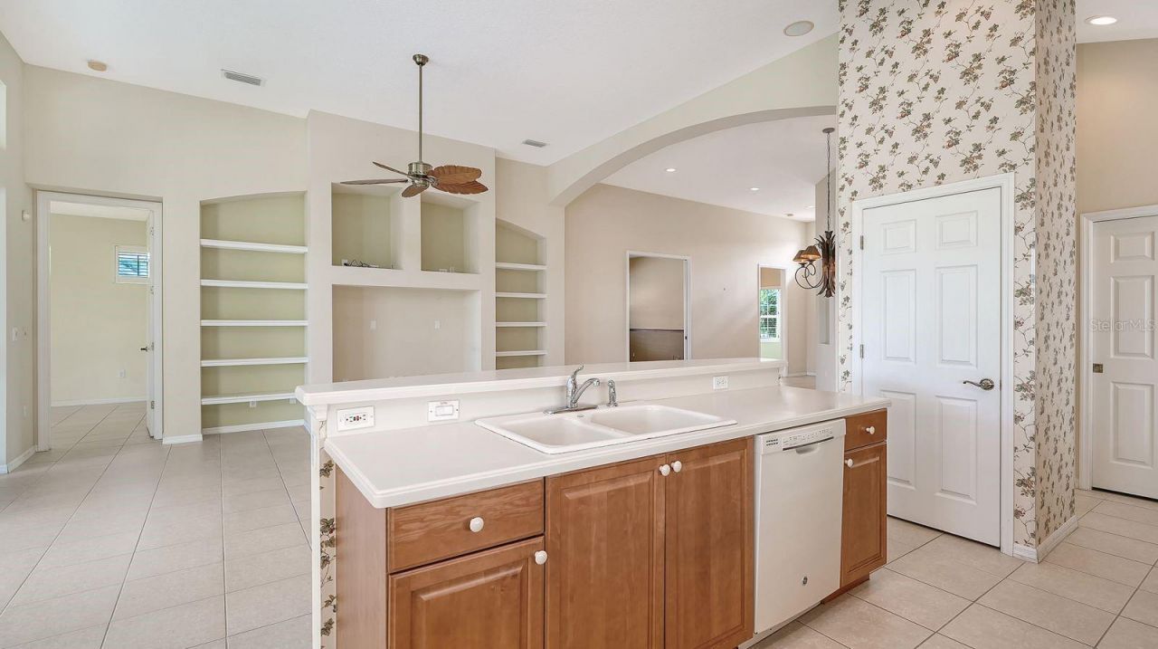 6734 Pebble Beach Way , Lakewood Ranch, FL 34202 Photo