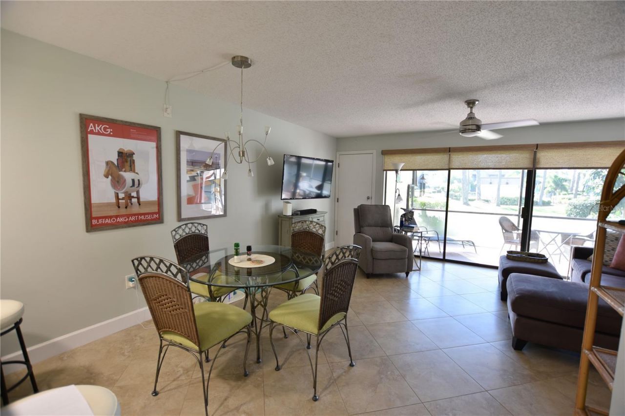 4610 Ringwood Meadow, Unit 17, Sarasota, FL 34235 Photo