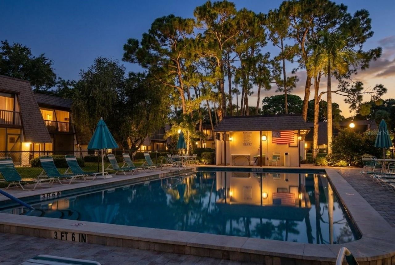 4610 Ringwood Meadow, Unit 17, Sarasota, FL 34235 Photo