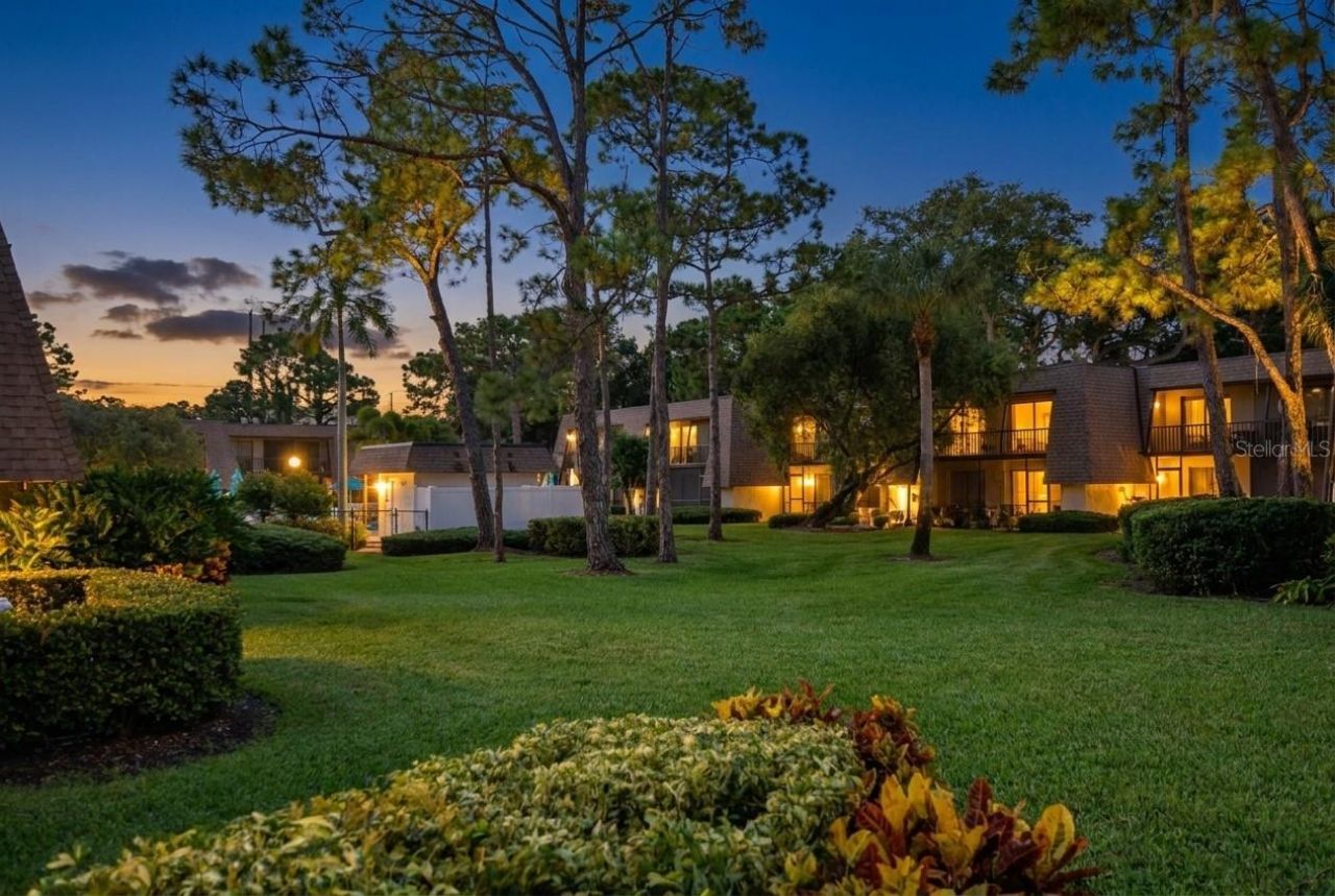 4610 Ringwood Meadow, Unit 17, Sarasota, FL 34235 Photo