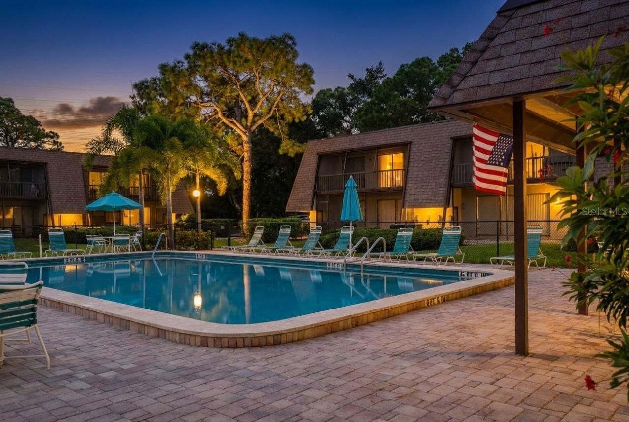 4610 Ringwood Meadow, Unit 17, Sarasota, FL 34235 Photo