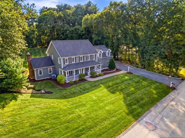135 Candlestick Rd, North Andover, MA 01845