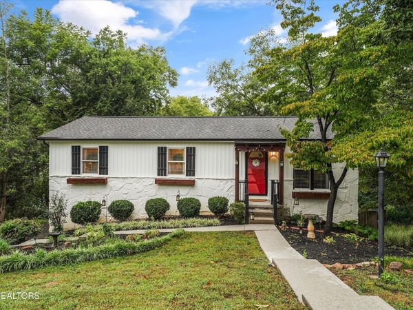 915 Danville Circle, Knoxville, TN 37923