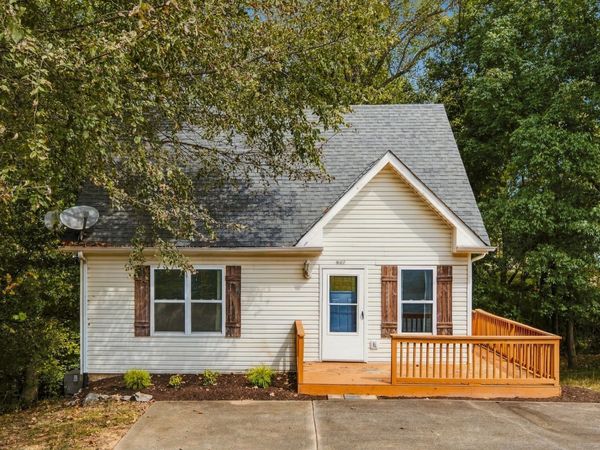 941 Applegrove Cir , Clarksville, TN 37040