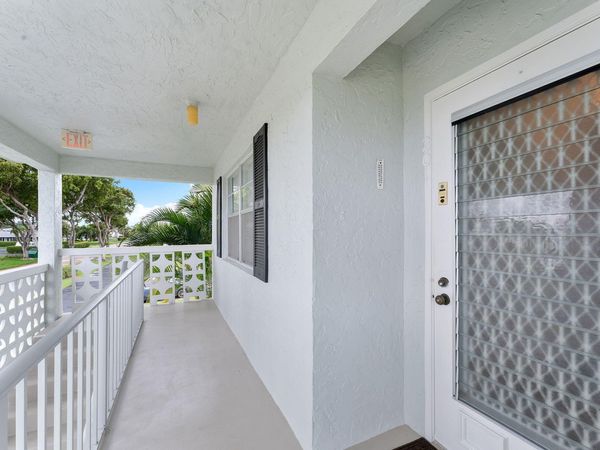2401 DEL AIRE Boulevard, Unit 201, Delray Beach, FL 33445