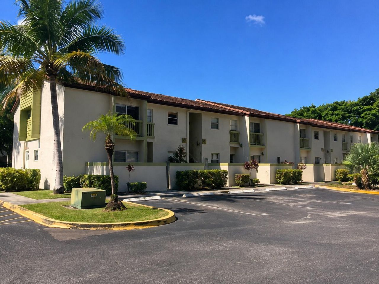 3305 NW 101st Avenue, Coral Springs, FL 33065 Photo