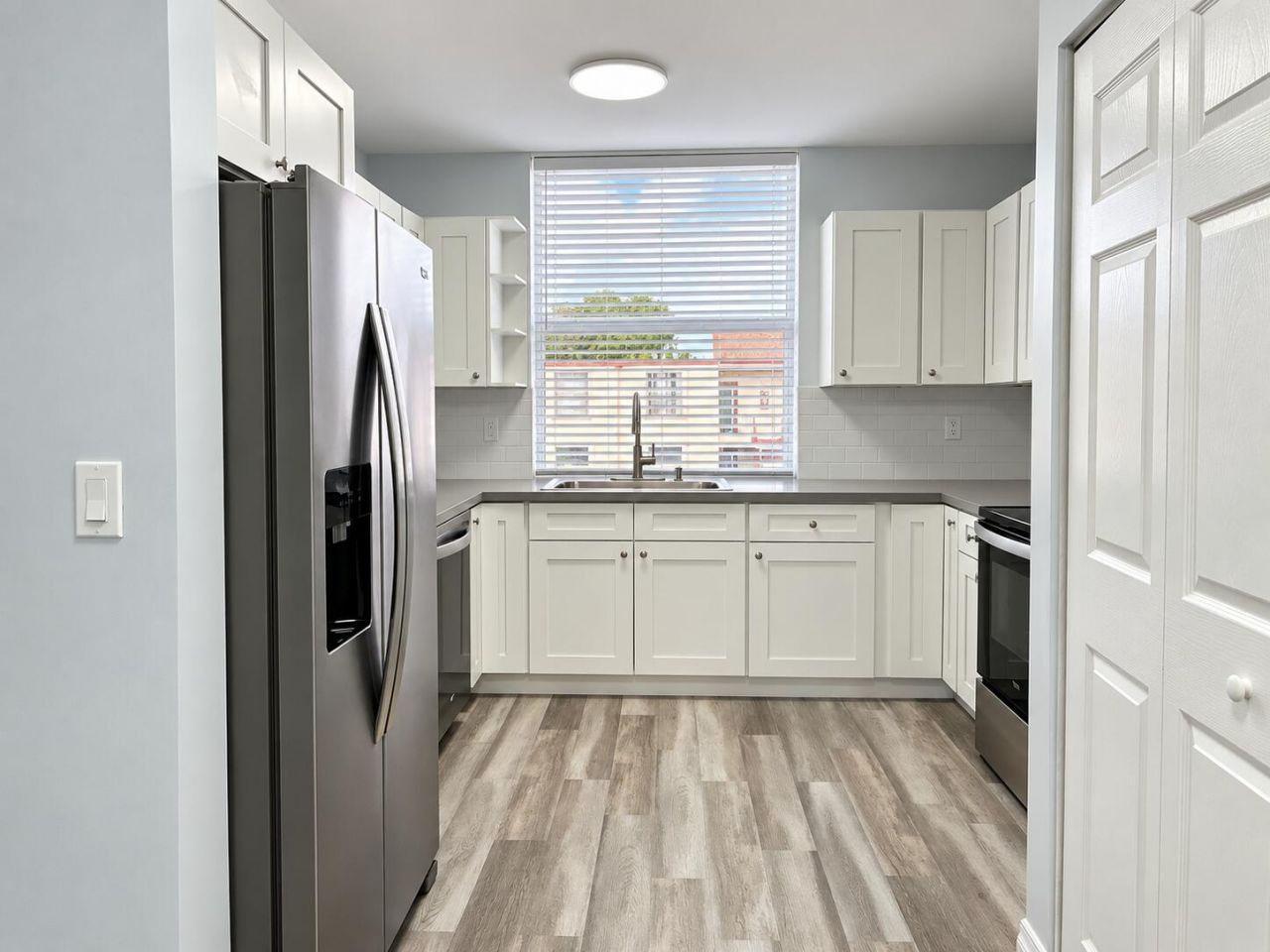 9 Willowbrook Lane, Unit 208, Delray Beach, FL 33446 Photo