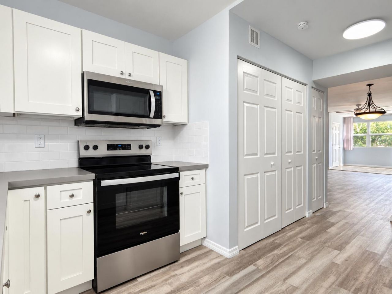 9 Willowbrook Lane, Unit 208, Delray Beach, FL 33446 Photo