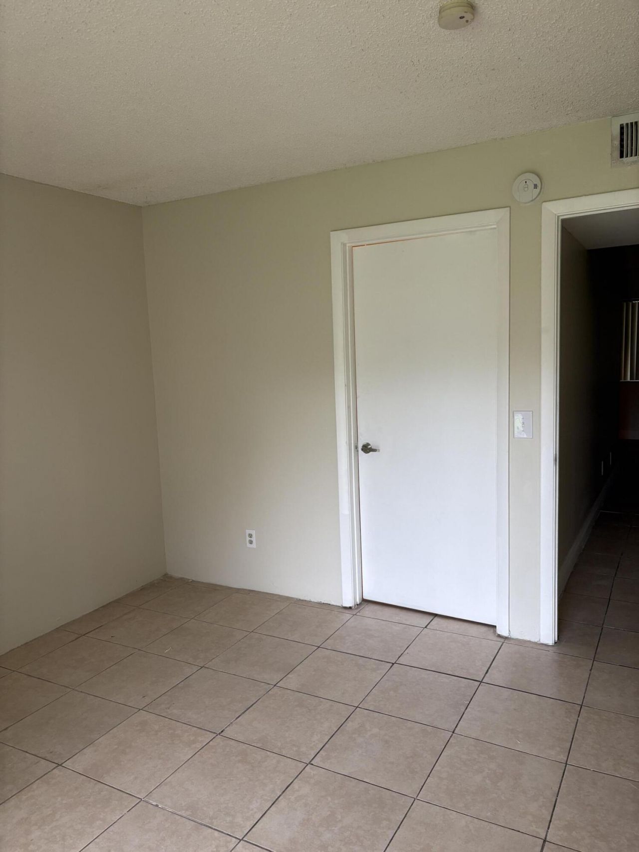 318 Meadows Circle, Boynton Beach, FL 33436 Photo