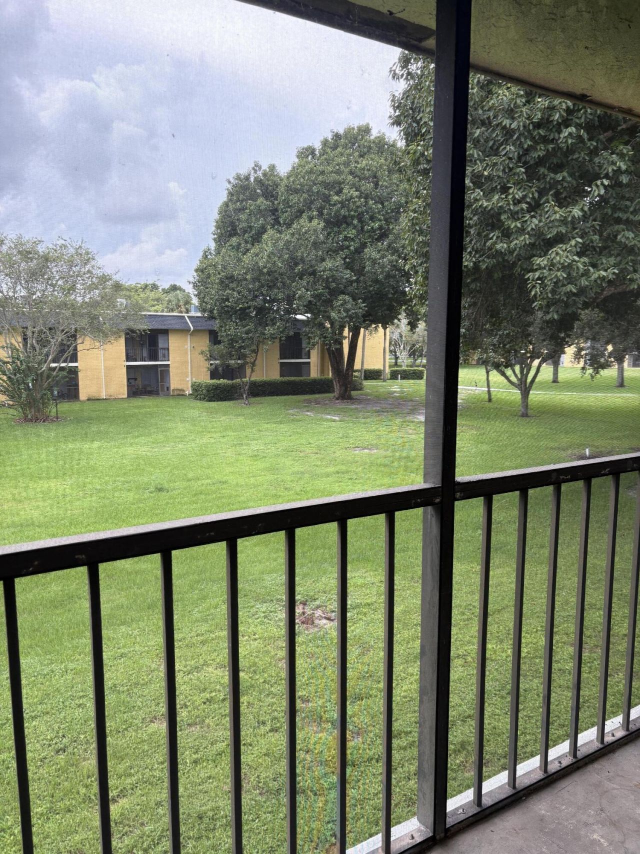 318 Meadows Circle, Boynton Beach, FL 33436 Photo