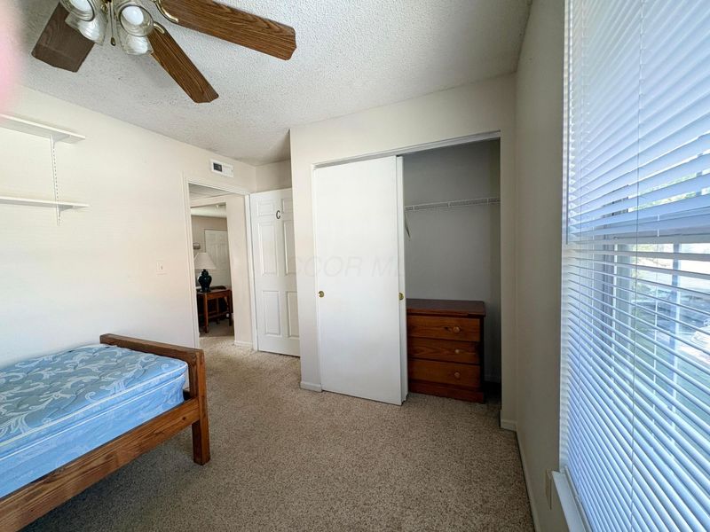 15 S Shafer Street, Unit 204, Athens, OH 45701 Photo 11