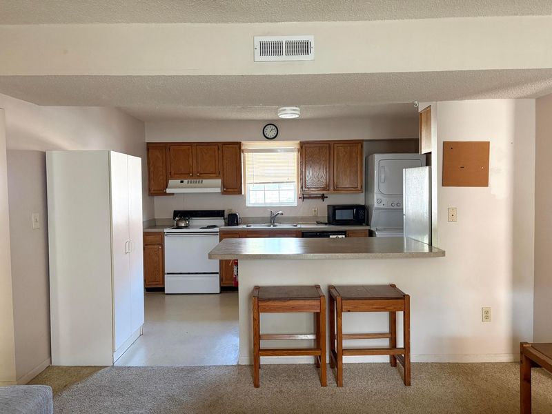 15 S Shafer Street, Unit 204, Athens, OH 45701 Photo 3