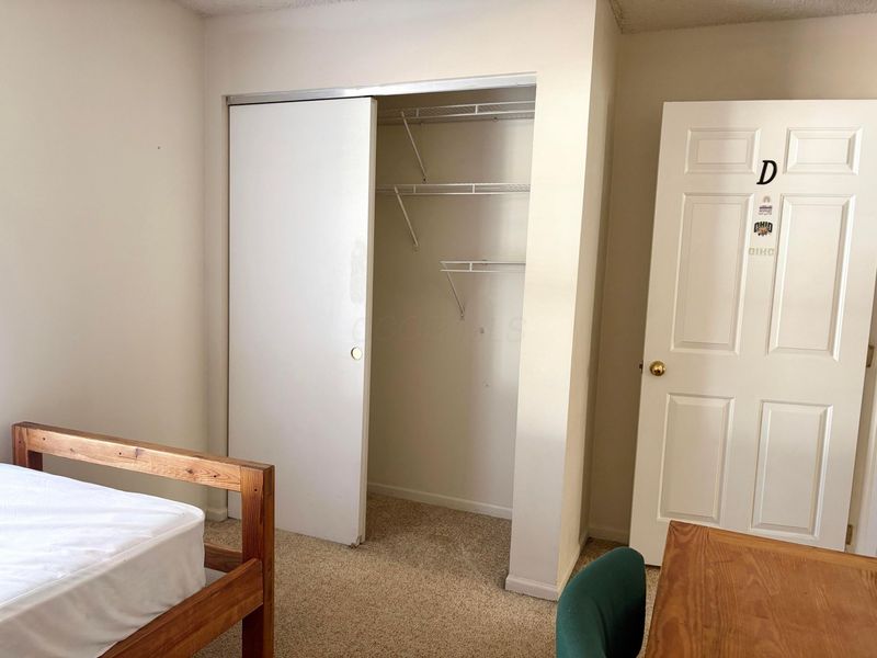 15 S Shafer Street, Unit 204, Athens, OH 45701 Photo 6