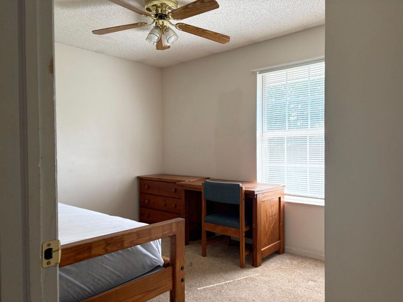 15 S Shafer Street, Unit 204, Athens, OH 45701 Photo 8