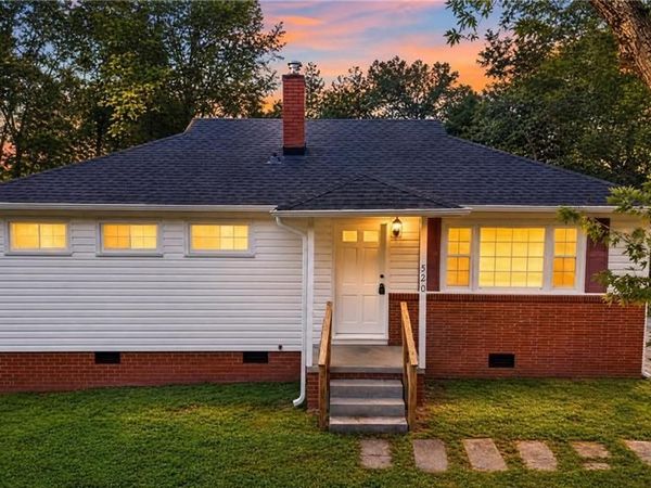 520 Ashburn Street , High Point, NC 27260
