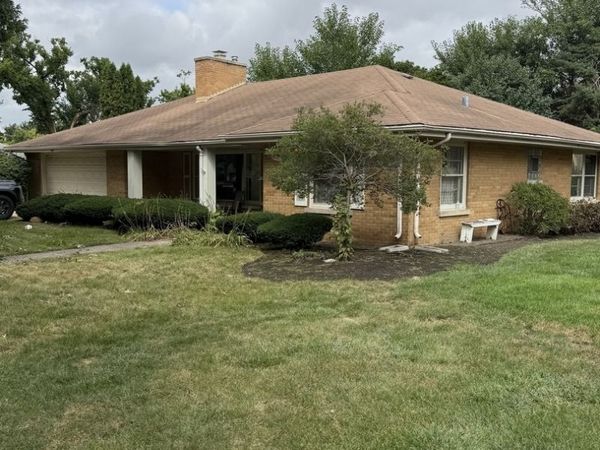 435 S Stratford Avenue , Elmhurst, IL 60126