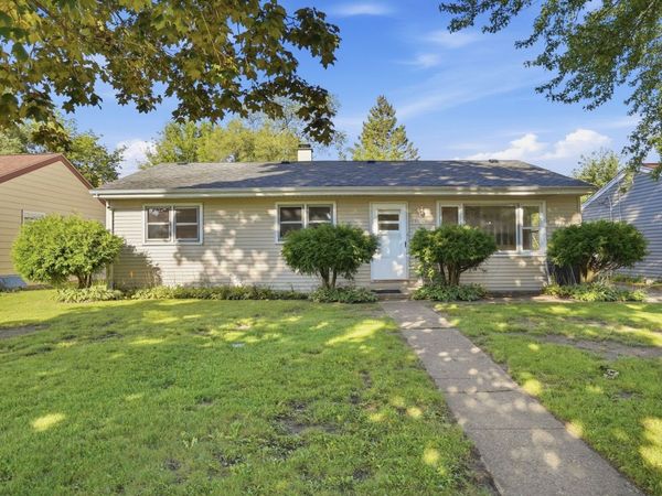2132 Linden Avenue, Waukegan, IL 60087