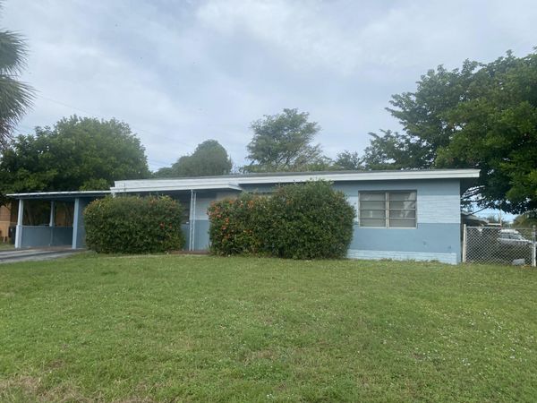 3015 SW 2ND Street, Fort Lauderdale, FL 33312