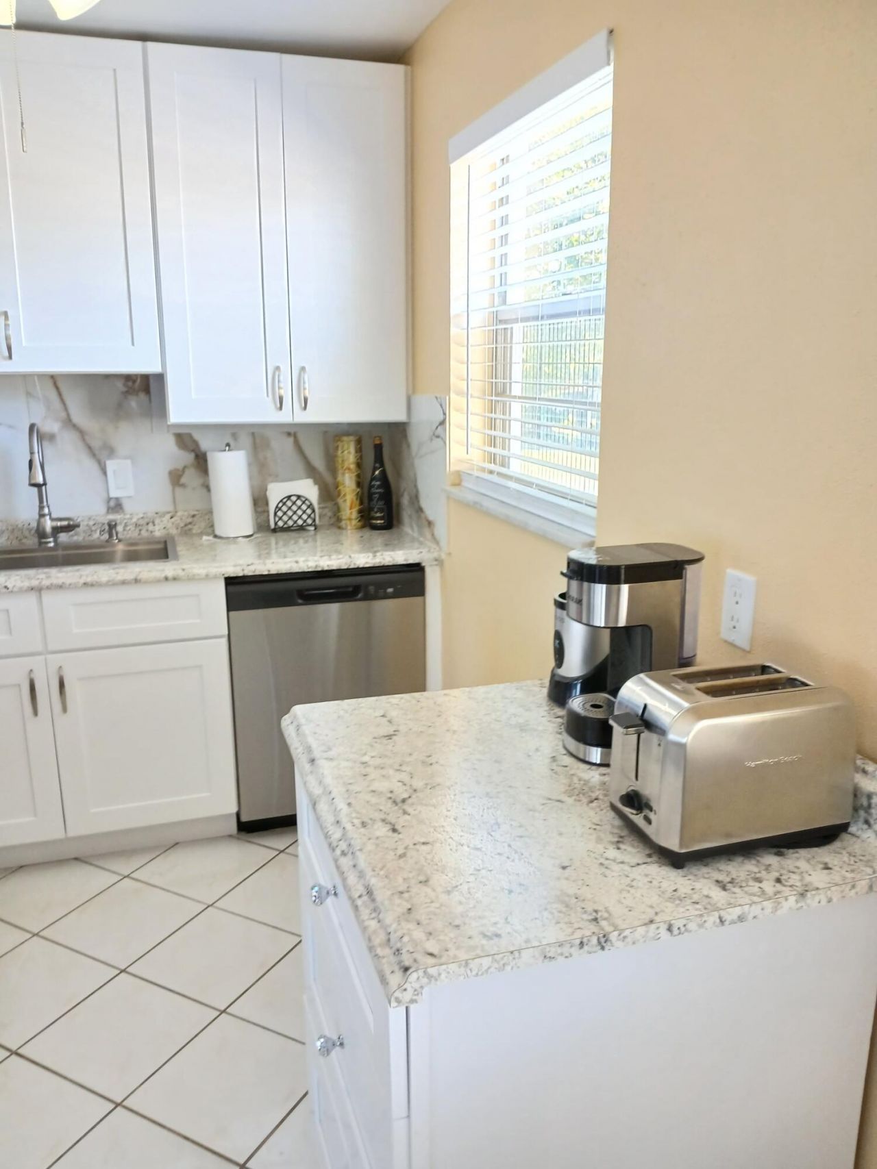133 Somerset G, West Palm Beach, FL 33417 Photo