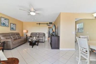 133 Somerset G, West Palm Beach, FL 33417 Photo