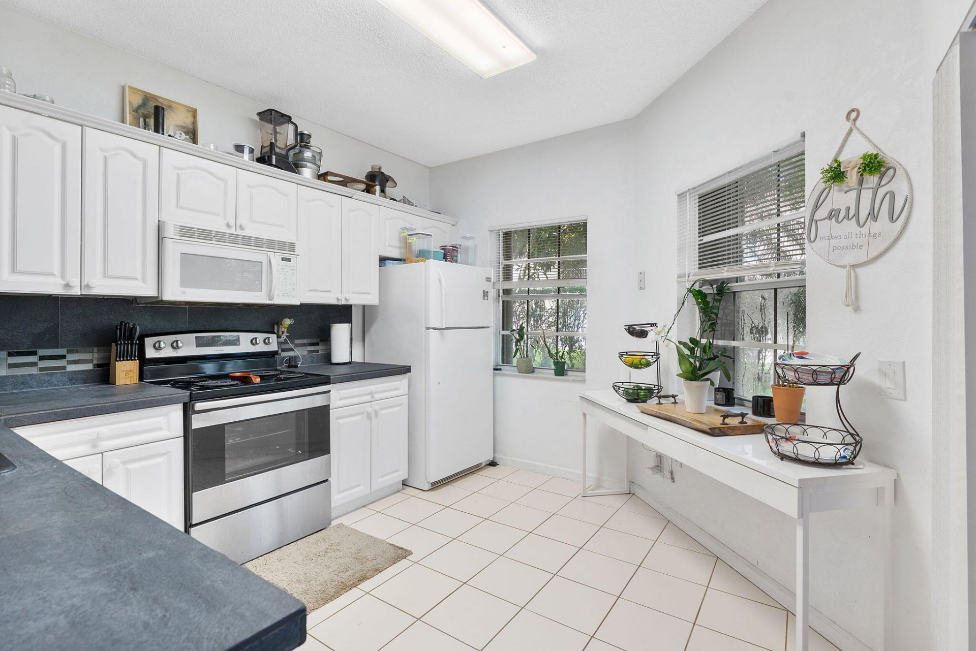 6595 Via Regina, Boca Raton, FL 33433 Photo