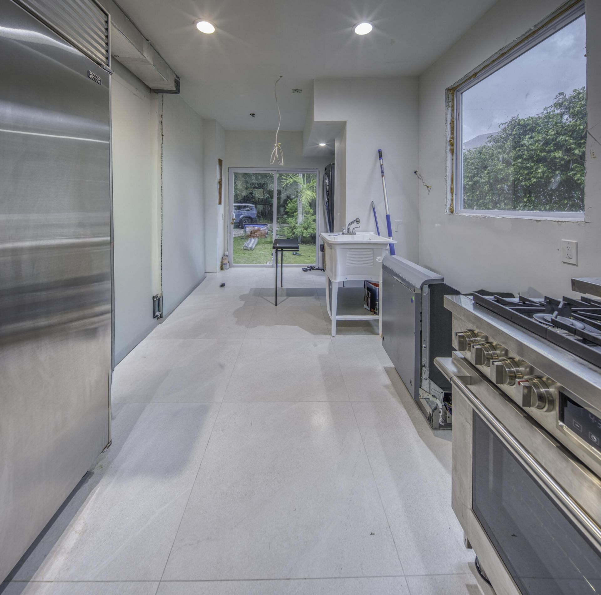 411 S Federal Highway, Lake Worth Beach, FL 33460 Photo