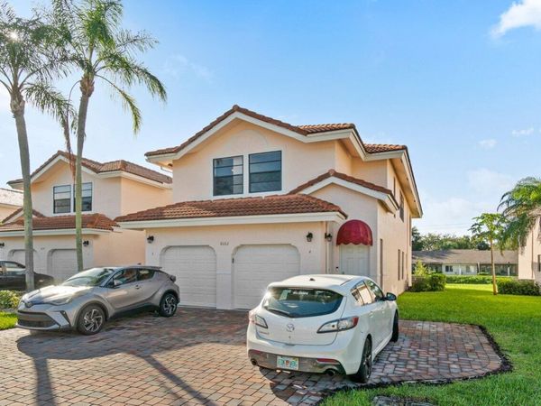 8682 VÃ­a Reale, Boca Raton, FL 33496